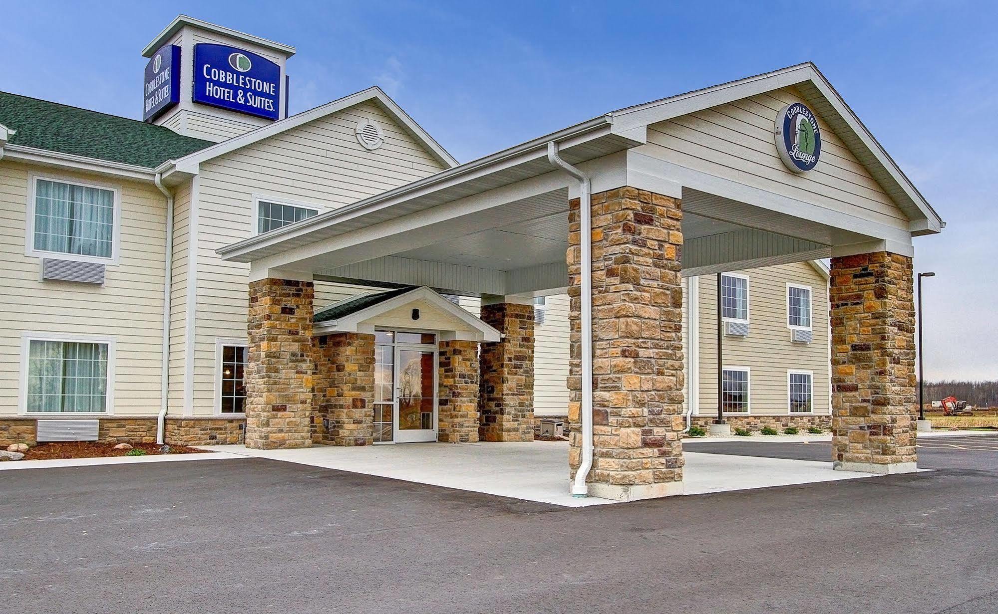 Cobblestone Hotel & Suites Pulaski/Green Bay Luaran gambar