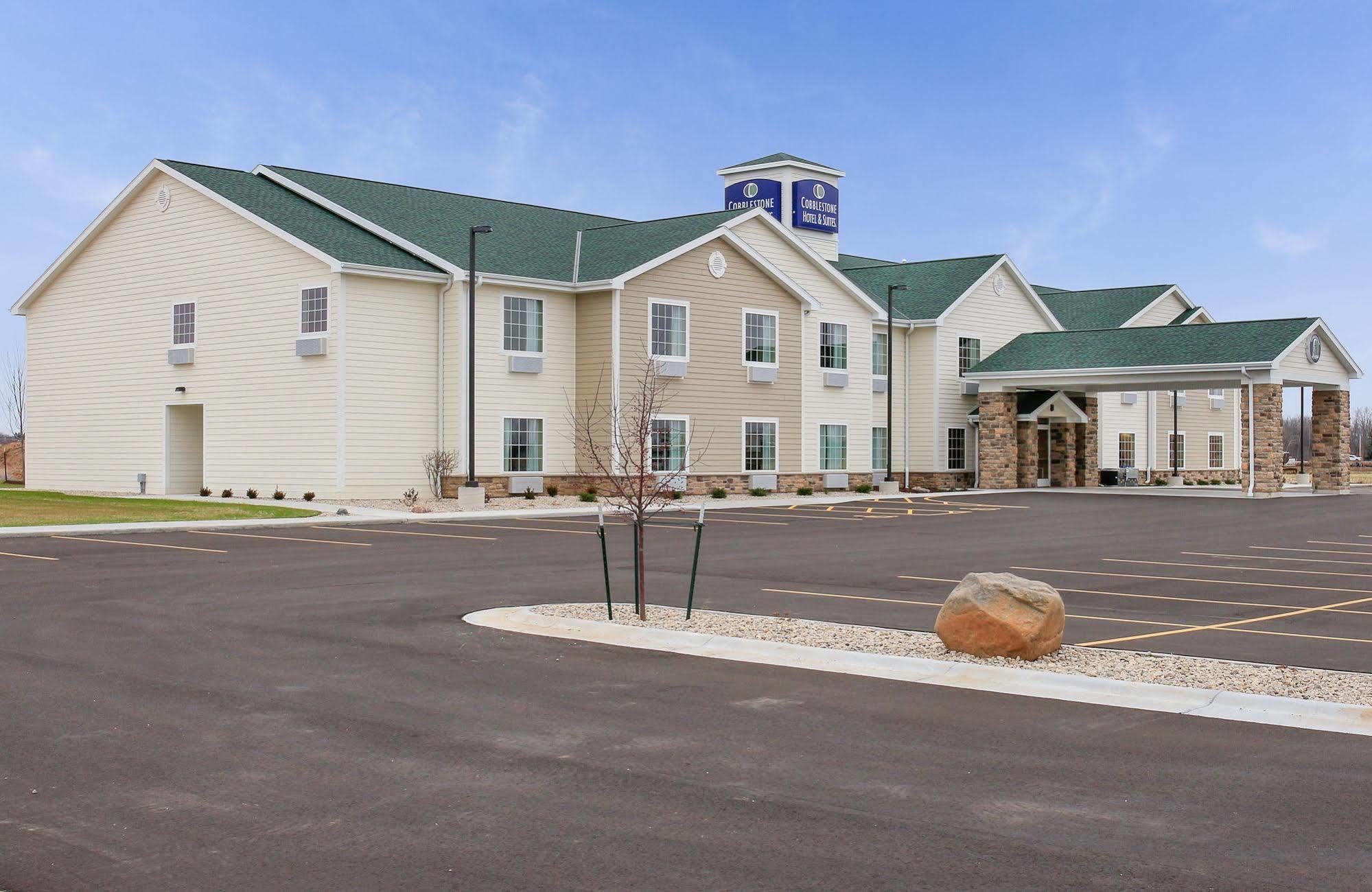 Cobblestone Hotel & Suites Pulaski/Green Bay Luaran gambar