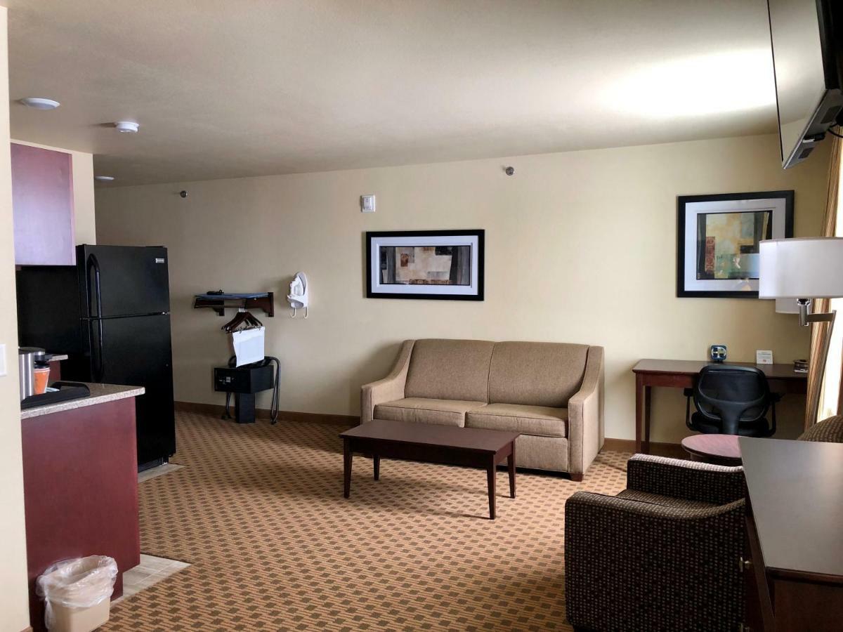 Cobblestone Hotel & Suites Pulaski/Green Bay Luaran gambar